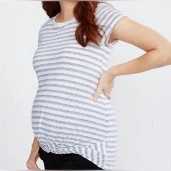 Motherhood Maternity Twist Front
 T Shirt Size Large - Picture 1 of 8